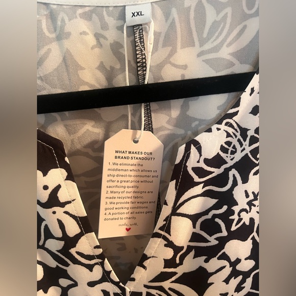 Bohemian Floral Midi Dress - Picture 4 of 4